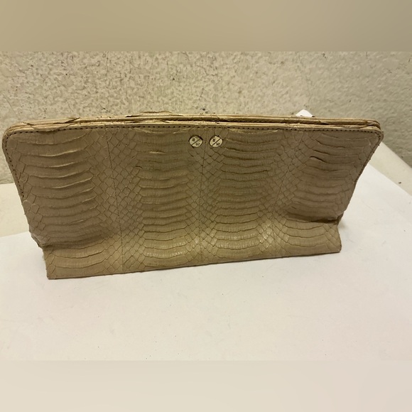 Elizabeth Weinstock Gray Python Skin Handbag Rare Beige Textured Clutch